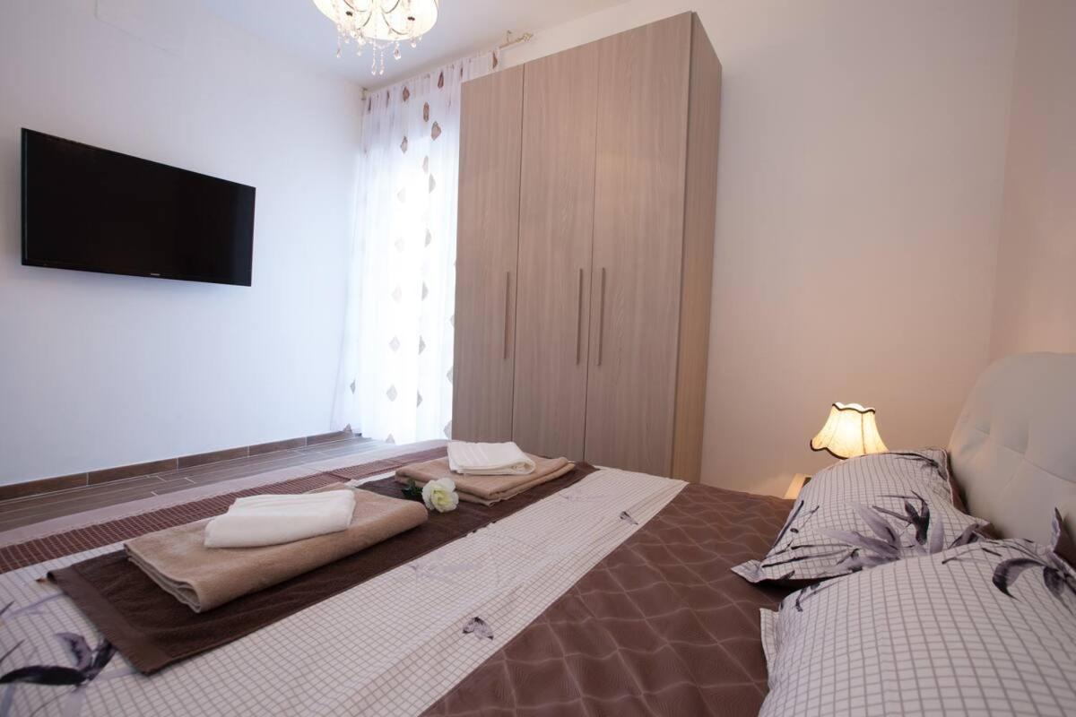 Appartamento Residenza Alexander Luxury 1 Verona Esterno foto